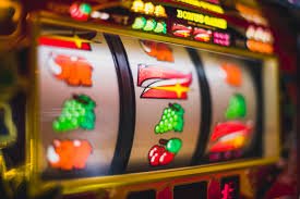 MMK77 VIP ကစားသမားများ Live Casino ဂိမ်း ကစားနေသောအခင်းအကျင်း